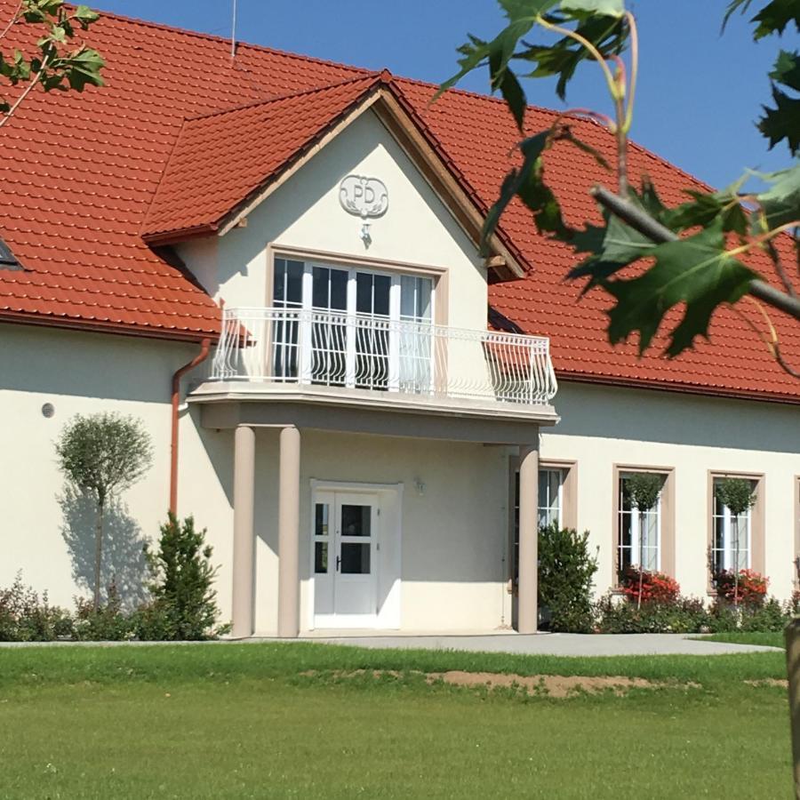 Piławski Dwór Pilawa (Lower Silesia) Exterior foto